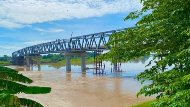 Ilustrasi: Jembatan Kare (Kanor-Rengel) penghubung Bojonegoro-Tuban. (Aset: Istimewa)