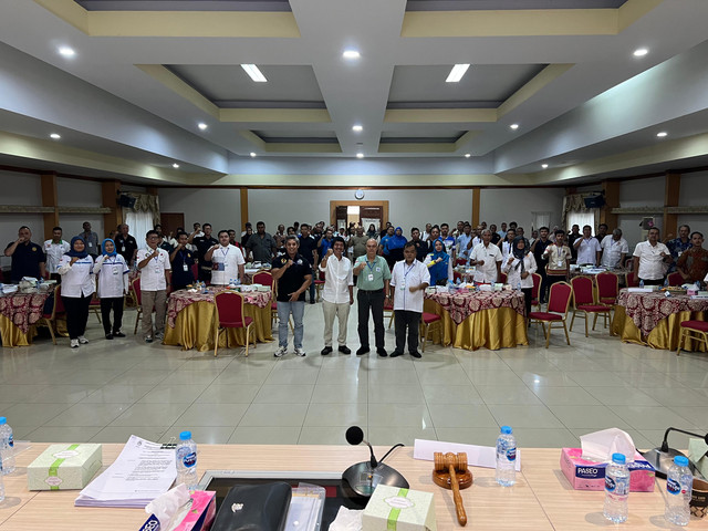 Foto bersama dalam pemilihan Ketua KONI Kota Pontianak. Foto: Ade Mirza/Hi!Pontianak