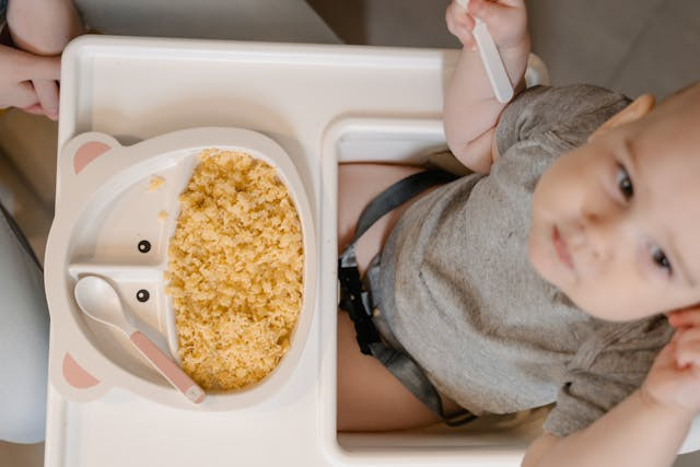 Ilustrasi Bayi dalam periode MPASI. Foto: Pexels.