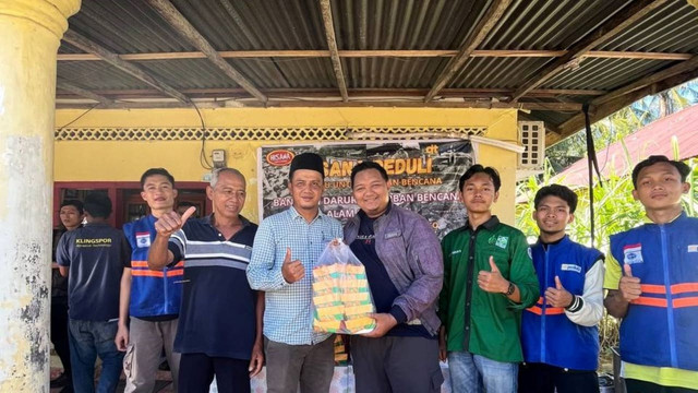 Hisana Berbagi 200 Paket Makanan Siap Saji untuk Warga Nagari Seulayat yang terdampak Banjir dan Terisolir selama 2 hari (Sumber : DT Peduli)
