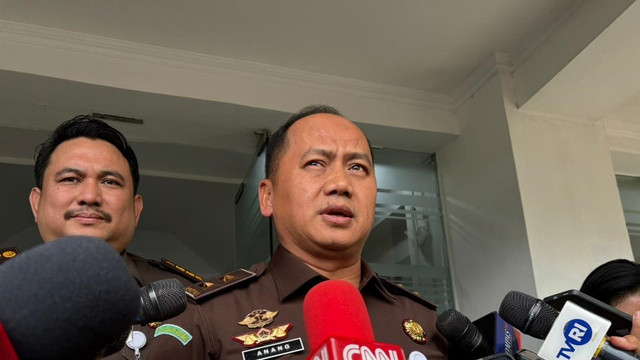 Kapuspenkum Kejagung Anang Supriatna di Kejagung, Jaksel pada Senin (22/12/2025). Foto: Abid Raihan/kumparan