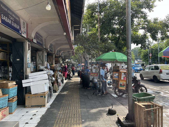 Lorong Pasar Gede (Azwa Azamta)