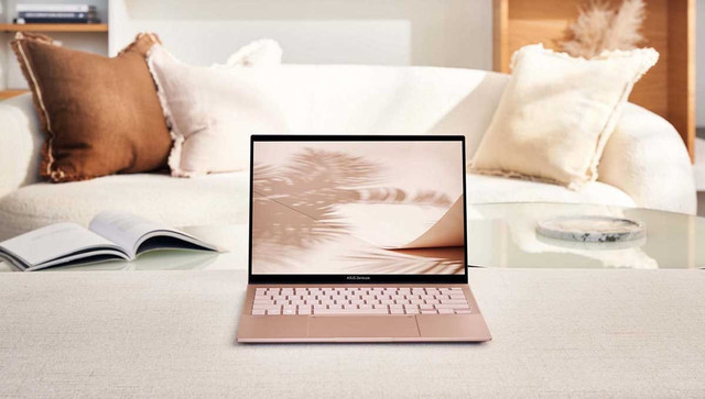 Ilustrasi laptop ringan. Foto: ASUS