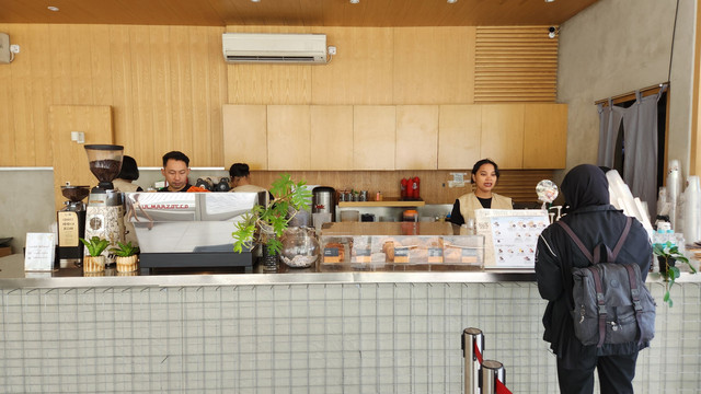 Couvee, tempat ngopi di Yogyakarta yang spesial dengan kopi susu aren. Foto: Azalia Amadea/kumparan