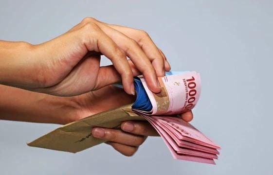 Ilustrasi UMP 2026 kapan diumumkan. Foto: Shutter Stock