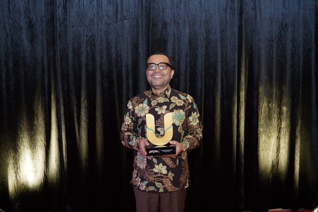 CEO Vinfast Indonesia Kariyanto Hardjosoemarto pada kumparan Awards Impact Makers 2025 di Hotel Indonesia Kempinski, Jakarta, Kamis (17/12/2025). Foto: kumparan