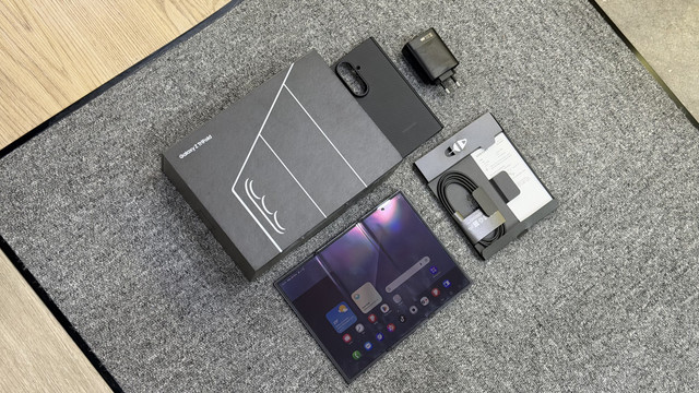 Samsung Galaxy Z TriFold. Foto: Muhammad Fikrie/kumparan