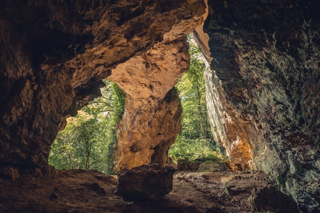 Peraturan tentang Pelestarian Kawasan Karst dalam Peraturan Menteri ESDM. Sumber: unsplash.com