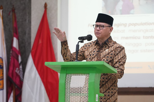 Menteri Perlindungan Pekerja Migran Indonesia (P2MI) yang juga menjabat Kepala Badan Perlindungan Pekerja Migran Indonesia, Mukhtarudin. Dok Kemen P2MI