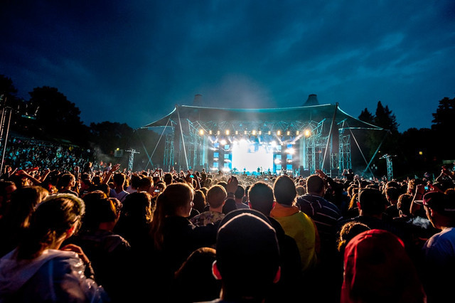 Ilustrasi Rundown Big Bang Festival 2025. Foto: Unsplash/Nils Schirmer