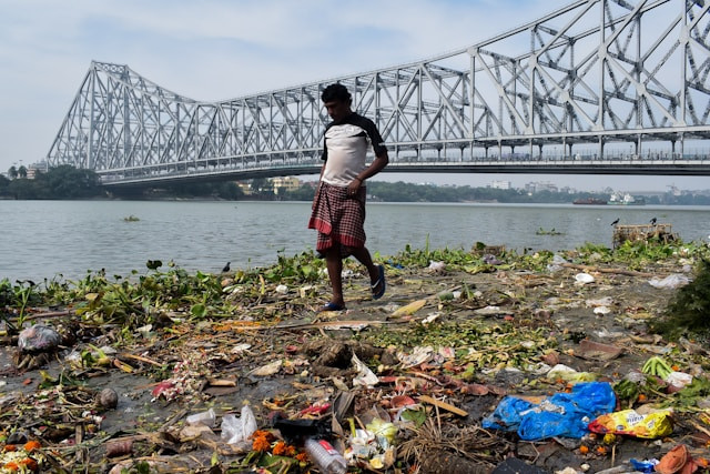 Tanggung Jawab Hukum terhadap Pencemaran Sungai di Indonesia. Sumber: unsplash.com