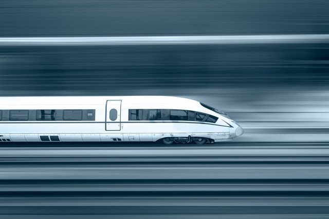 Kereta Cepat China. Foto: muratart/Shutterstock