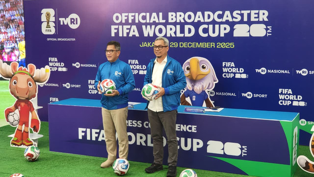 TVRI resmi mengumumkan diri sebagai pemegang hak siar Piala Dunia 2026 di Kantor Pusat LPP TVRI, Jakarta Pusat, Senin (29/12/2025). Foto: Soni Insan Bagus/kumparan