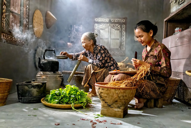 Ilustrasi suasana dapur dan aktivitas memasak di lingkungan keluarga. (Sumber: https://www.pexels.com/id-id/)