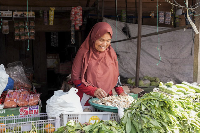Manfaat MBG di lokasi bencana. Foto: Dok. Bakom RI