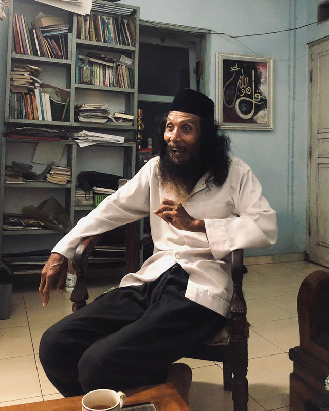 Mbah Titut, pelaku Seni Cowongan di Karanglewas, Banyumas pada Sabtu, 3 Januari 2026 oleh Dela Fitriani (Sumber: Dokumentasi Pribadi)