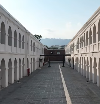 Penampakan Sebagian Benteng Willem I setelah direnovasi (Foto: koleksi penulis)