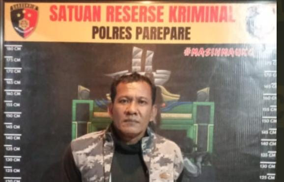 Mustabahuddin saat diamankan di Polres Parepare. Dok. Istimewa