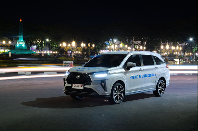 Perjalanan Toyota Veloz Hybrid EV Lintas Nusa sejauh 826 kilometer dari Bromo hingga Yogyakarta. Foto: Gesit Prayogi/kumparan