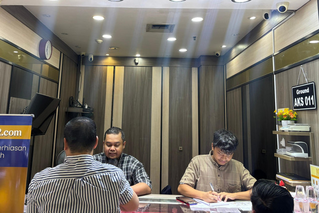 Toko emas Kebundinar di Cikini Gold Center, Jakarta Pusat, Senin (5/12/2026). Foto: Argya Maheswara/kumparan