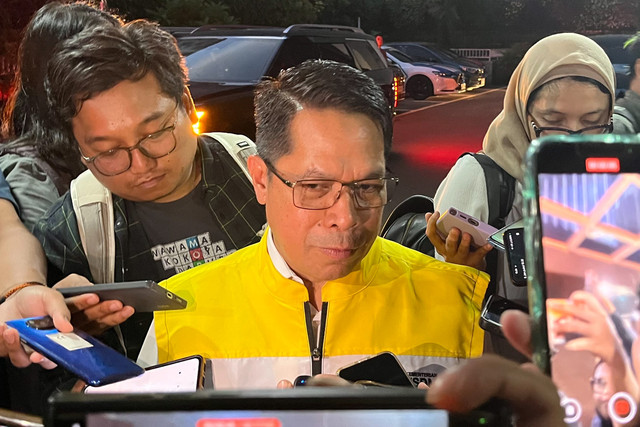 Direktur Jenderal Minyak dan Gas Bumi (Dirjen Migas) Kementerian ESDM, Laode Sulaeman, saat ditemui di kantor BPH Migas, Senin (5/1/2025). Foto: Fariza Rizky Ananda/kumparan