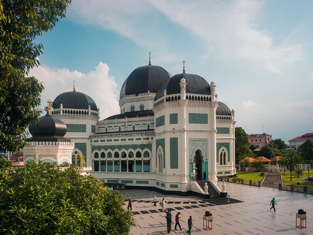 Masjid Raya Al-Mashun, Medan. Foto: Pixabay