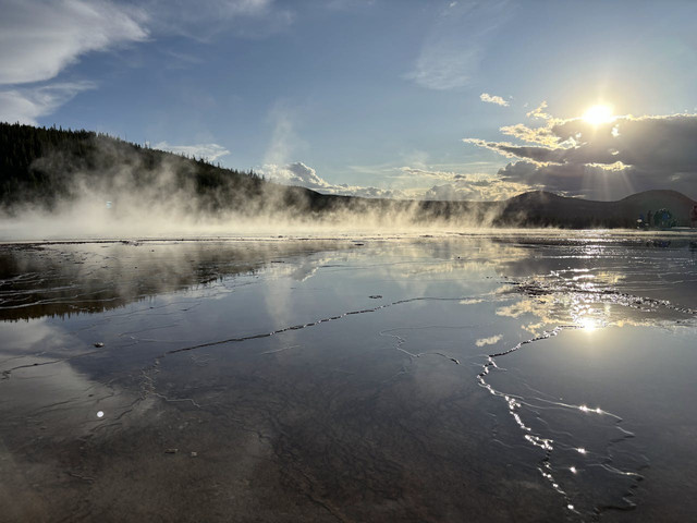 Ilustrasi lapisan astenosfer Bumi. Foto: Unsplash