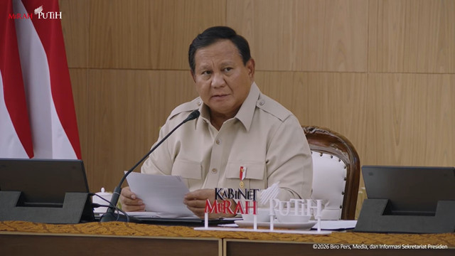 Presiden Prabowo Subianto saat Taklimat Awal Tahun di Hambalang, Selasa (6/1/2026). Foto: YouTube/ Sekretariat Presiden