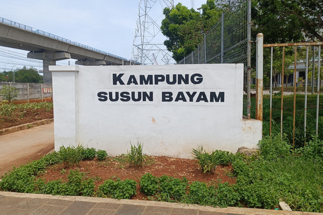 Urban farming di Kampung Susun Bayam, Jakarta Utara, Selasa (6/1/2026). Foto: Muhammad Fhandra/kumparan