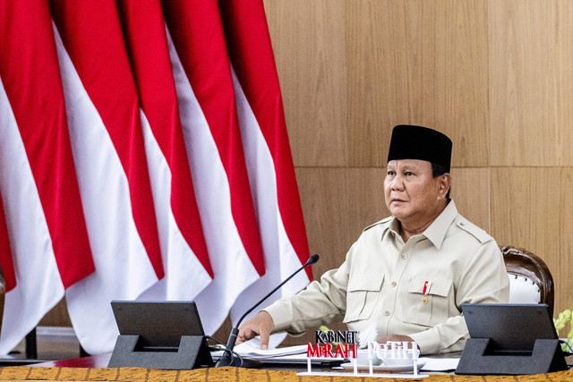 Presiden Prabowo Subianto membuka Taklimat Awal Tahun saat retret Kabinet Merah Putih di Hambalang, Kabupaten Bogor, Jawa Barat, Selasa (6/1/2026). Foto: Bayu Pratama S/ANTARA FOTO