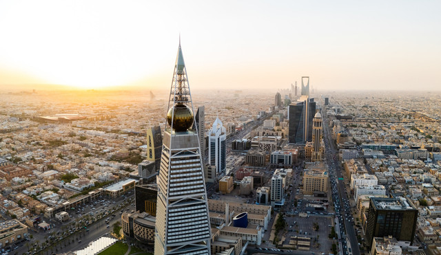 Ilustrasi Gedung di Arab Saudi. Foto: Hris/Shutterstock