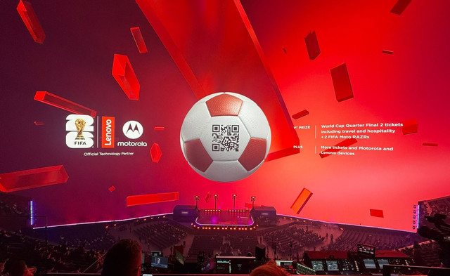 FIFA bersama Lenovo resmi meluncurkan Football AI Pro dalam ajang global Tech World @ CES 2026 yang digelar Lenovo di The Sphere, Las Vegas. Foto: Reza Aditya Ramadhan/kumparan