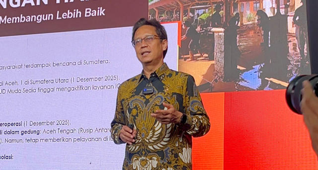 Menteri Kesehatan Budi Gunadi Sadikin memberikan paparannya saat konferensi pers di Graha BNPB, Jakarta Timur, Rabu (7/1/2026). Foto: Nasywa Athifah/kumparan