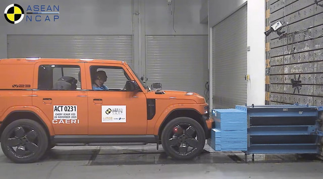 Tes tabrak iCar V23 di ASEAN NCAP. Foto: ASEAN NCAP