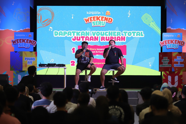 Acara Live Podcast by Podcast Seminggu dan Karaoke by DJ Pindu di Weekend Seru bersama kumparan di WTC Mangga Dua, Jakarta Utara, Sabtu (10/1/2026). Foto: Jamal Ramadhan/kumparan