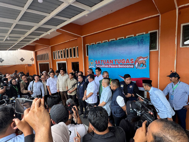 Telkomsel menuntaskan pemulihan seluruh infrastruktur jaringan telekomunikasi di Provinsi Aceh pascabencana banjir lewat program GALAPANA dengan berkolaborasi bersama Satuan Tugas (Satgas) DPR RI dan kementerian. Foto: Dok. Telkomsel