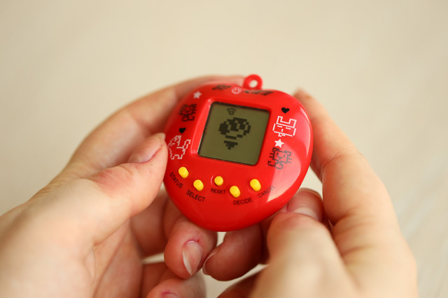 Ilustrasi Tamagotchi. Foto: Mehaniq/Shutterstock