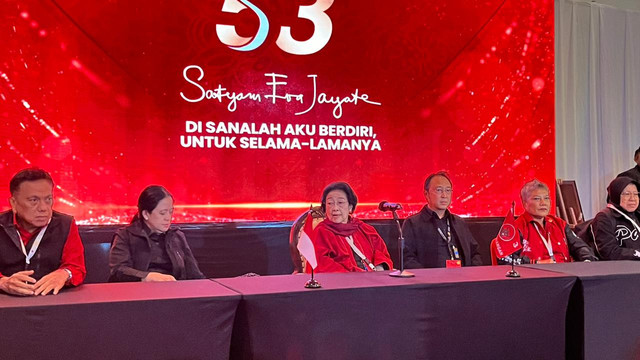 Ketua Umum PDIP Megawati Soekarnoputri saat konferensi pers saat Rakernas hari ke-2 di Beach City International Stadium, Ancol, Jakarta Utara, Minggu (11/1/2026). Foto: Nasywa Athifah/kumparan