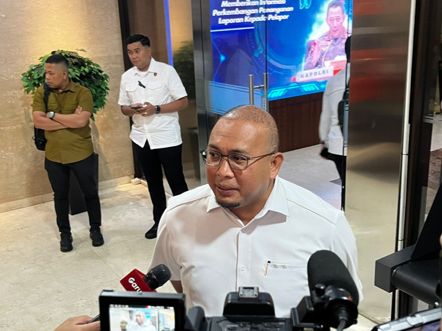 Wakil Ketua Komisi VI DPR RI Andre Rosiade di Bareskrim Polri, Jakarta Selatan, Senin (12/1). Foto: Rayyan/Kumparan