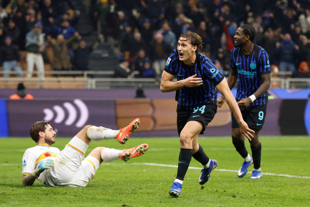 Selebrasi Pio Esposito saat Inter Milan vs Lecce dalam laga lanjutan Serie A 2025/26 di Stadion Giuseppe Meazza, Kamis (15/1) dini hari WIB. Foto: REUTERS/Alessandro Garofalo