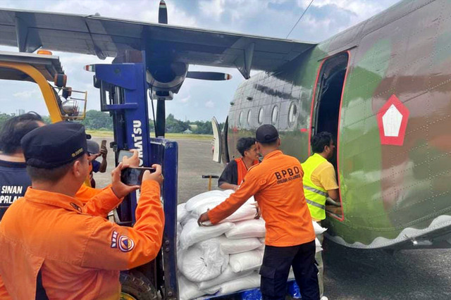 BPBD Jakarta gelar operasi modifikasi cuaca untuk mengantisipasi cuaca ekstrem di Jakarta, Sabtu (17/1/2026). Foto: Dok. BPBD Jakarta
