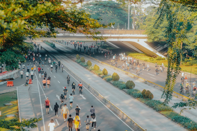 Ilustrasi jadwal CFD Jabodetabek dan Bandung hari ini. Foto: Unsplash.com/Mahendra Putra