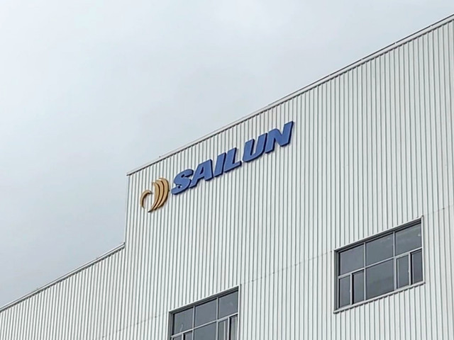 Seremonial pabrik ban PT Sailun Manufacturing Indonesia di Demak, Jawa Tengah, Minggu (18/1/2026). Foto: Syahrul Ghiffari/kumparan