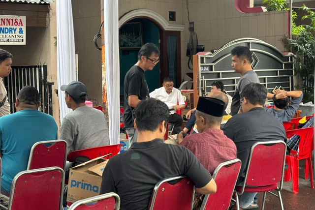 Suasana rumah Yoga Nauval, pegawai KKP yang jadi penumpang pesawat ATR Yogya-Makassar yang jatuh pada Minggu (18/1/2026). Foto: Abid Raihan/kumparan