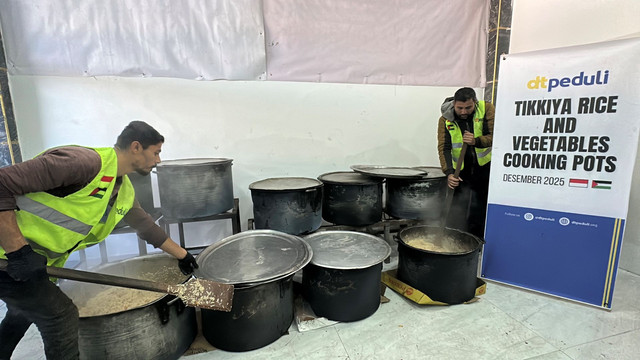 Dapur Umum DT Peduli kembali beroperasi untuk menyediakan paket makanan untuk pengungsi di Gaza Utara sampai Gaza Selatan (Sumber : DT Peduli)
