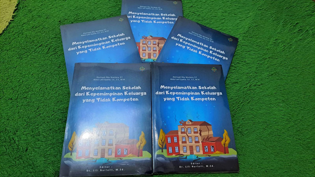 Ketika Kompetensi Kalah oleh Kedekatan: Realitas Pahit Guru Sekolah Swasta