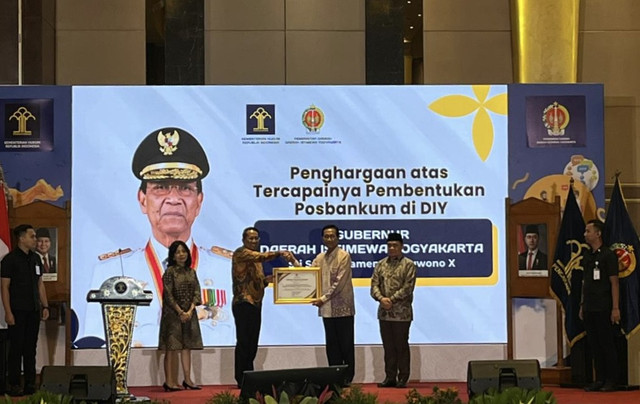 Peresmian 438 Pos Bantuan Hukum di DIY di Hotel Royal Ambarrukmo, Selasa (20/1). Foto: Pandangan Jogja/Gigih Imanadi Darma