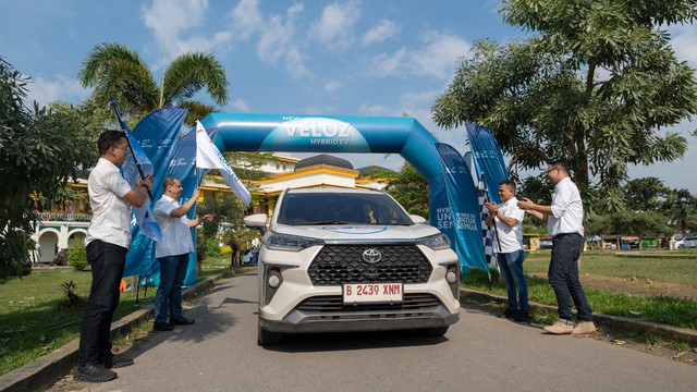 Penyambutan Toyota Veloz Hybrid EV Lintas Nusa di Medan, Sabtu (17/1/2026). Foto: dok. Toyota Astra Motor