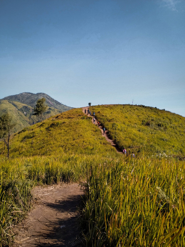Bukit Mongkrang. Foto: Salvian Rizky Herdatama/Shutterstock