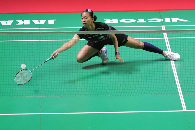 Tunggal putri Indonesia Putri Kusuma Wardani saat melawan wakil Taiwan Sung Shuo-yun pada Daihatsu Indonesia Master 2026 di Istora Senayan, Jakarta, Rabu (21/1/2026). Foto: Jamal Ramadhan/kumparan